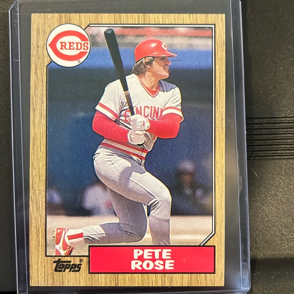 1987 Topps Pete Rose Cincinnati Reds MLB Baseball Trading Card #200 With Errors